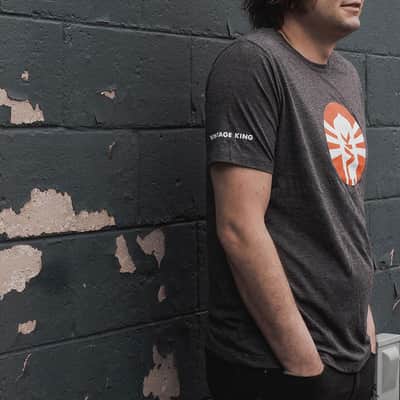 Vintage King T-Shirt - Gray with Red Logo - Large image 2