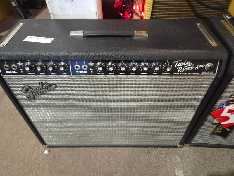 Fender '65 Twin Reverb Reissue 85-Watt 2x12" Guitar Combo