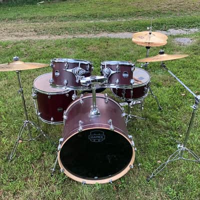 Drums and cymbals image 4