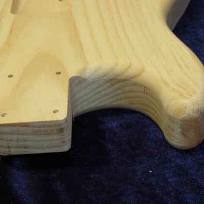 1 Piece 40yr Aged Pine Strat Style body - 3lbs 4oz #3672 *IMPORT CHARGES INCLUDED image 6
