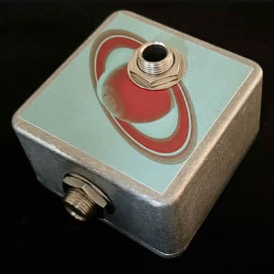 Saturnworks 1-channel Micro Patch Bay Junction Box Pedal with Upward Neutrik Jack - Handcrafted in California image 2