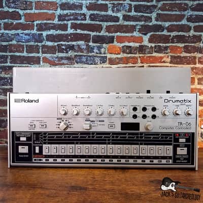 Roland Boutique TR-06 Drumatix w/ Box *USED* (2020s - Silver)
