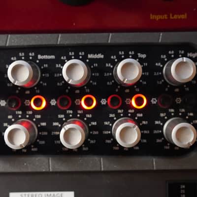 Elysia musEQ 2-Channel 5-Band Parametric Equalizer 2010s - Blue image 4