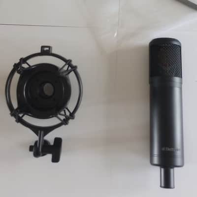 sE Electronics sE2200 Large Diaphragm Cardioid Condenser Microphone 2019 - Present - Black image 3