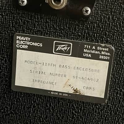 Peavey 118FH Single Folded 18 Bass Cabinet image 5