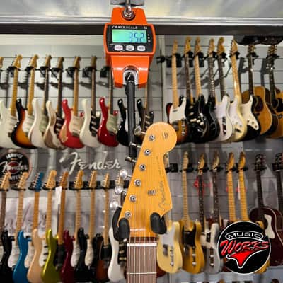 Fender Vintera Ii Limited Road Worn Stratocaster Sonic Blue image 3