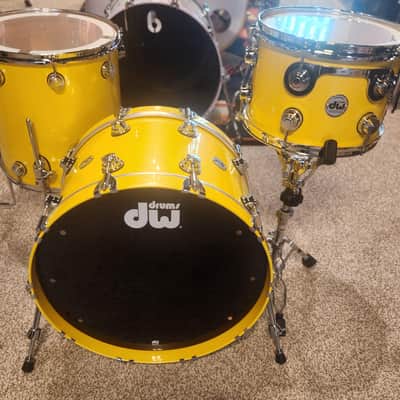DW Collectors  Series LACQUER SPECIALTY 2026 -Aztec Gold over White Pearl Gloss w/Chrome Hardware image 1
