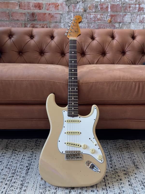 Fender Custom Shop '64 Reissue Stratocaster - Desert Sand image 1