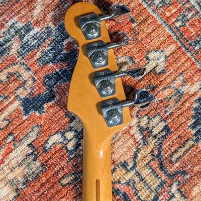 Fender 1983 Elite Precision Bass II, Emerald Green w/ OHSC, Used image 6