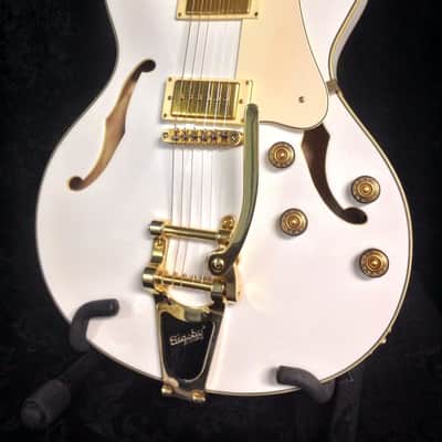 Schecter Robin Zander Signature Corsair Electric Guitar - Gloss White image 2