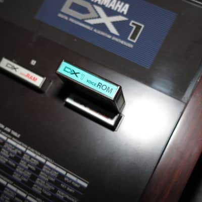 Yamaha DX1 Rare FM digital synthesizer image 22