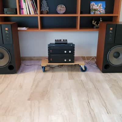 JBL 4435 Studio Monitors Pair Speakers + Crossover image 1