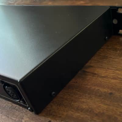 Drawmer 1976 Stereo 3-Band Saturation & Width Processor – Near Mint image 6