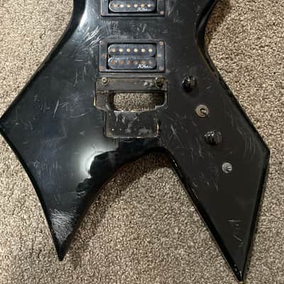 B.C. Rich Platinum series Warlock - Black image 2