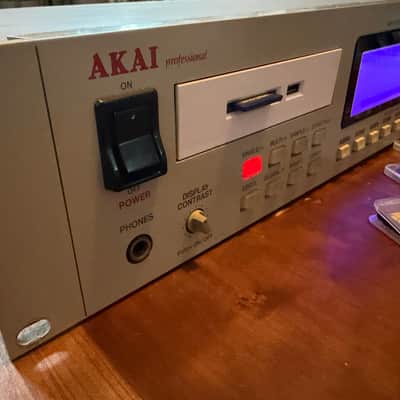 Akai S3000XL MIDI Stereo Digital Sampler w 32MB RAM, New ZuluSCSI w USB-C, 10x 16GB SD cards, Analog & Digital synth/drum libraries, Brand New LCD Display, New Universal PSU, - CLEAN (1996)