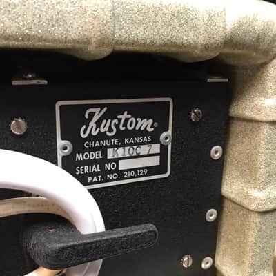 Kustom K-100 2 x 12" Combo Amp 1970's Champagne Sparkle Tuck and Roll image 3