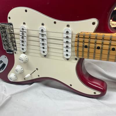 Fender Highway One Stratocaster Guitar 2002 - Crimson Red Transparent / Maple neck image 4