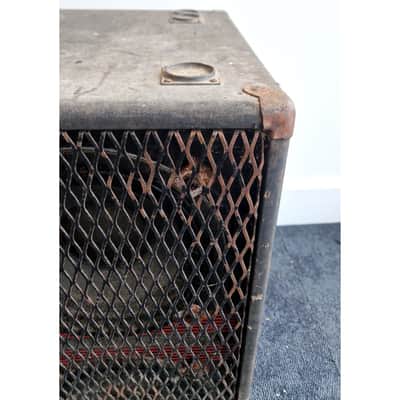 Trace Elliot 1048 - Bass Cabinet - Red Stripe - Spares or Repair image 3