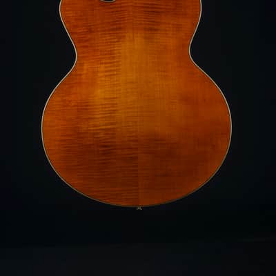Eastman AR580CE Honeyburst Archtop Guitar NEW image 5