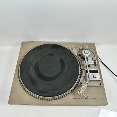 Pioneer PL-540 Quartz Direct Drive Automatic Return Turntable image 4