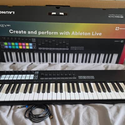 Novation Launchkey 61 MKIII MIDI Keyboard Controller 2020 - Present - Black