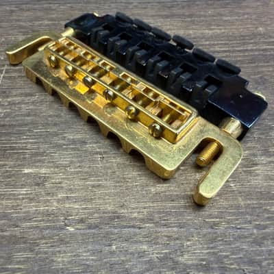 Leo Quan Badass Wrap Around Bridge with FTT Fine Tuner - Gold black image 1