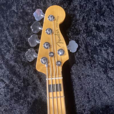 Fender American Ultra Jazz Bass image 4
