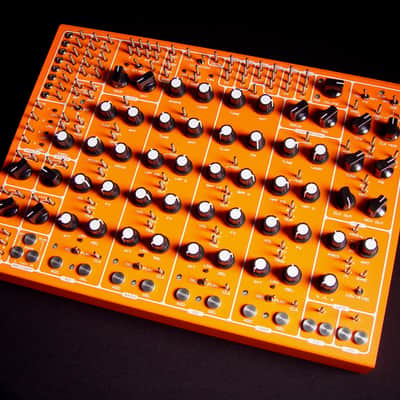 SOMA Pulsar-23 Orange Turret Version w/Extras - MINT! image 2
