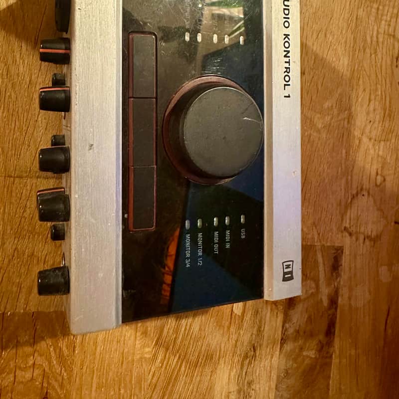 mid-00s Native Instruments Audio Kontrol 1 Silver and Black