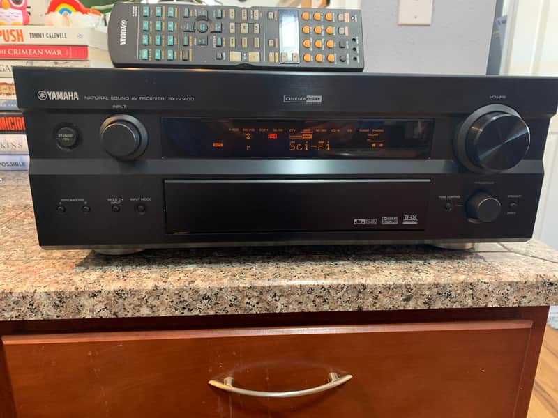 Yamaha RX V1400 6.1 Channels with remote and original box image 1