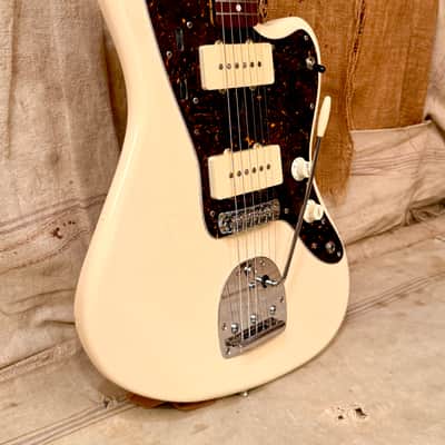 Fender MIJ Classic 60's Jazzmaster 2015 - Vintage White image 6