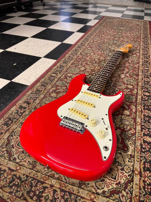 Squier Bullet S-3T - Torino Red MIK image 1