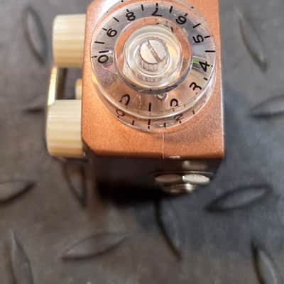 Hotone Skyline Roto Rotary Speaker Simulator Leslie Mini 2010s - Brown image 5