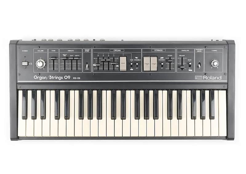 Roland RS-09 synth image 1