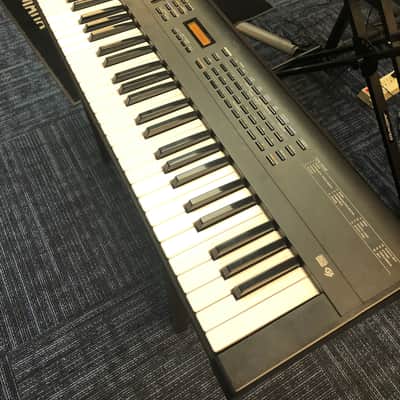 Roland JV35 Expandable Synthesizer - Pre Owned *IN STORE PICKUP ONLY* image 2