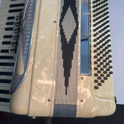 Contello Accordion 60’s in Pearl with Case Made In Italy image 6