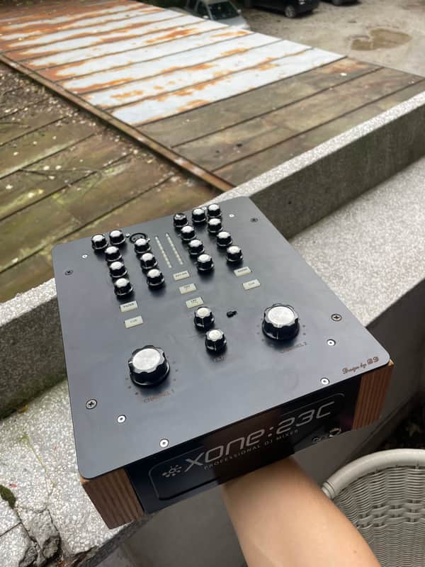 Allen & Heath XONE:23C 2+2 Channel DJ Mixer w/ Soundcard | Reverb