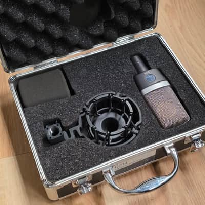 AKG C214 Large Diaphragm Cardioid Condenser Microphone 2010s - Black image 6