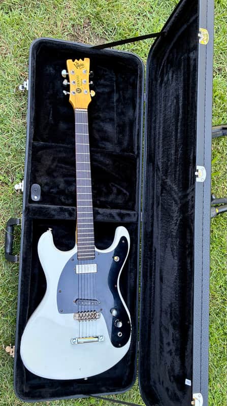 Mosrite Johnny Ramone Mark II - White image 1