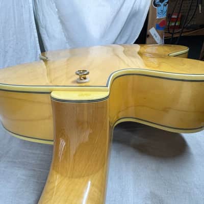 Epiphone Emperor Regent Archtop Hollowbody Guitar 2011 image 23
