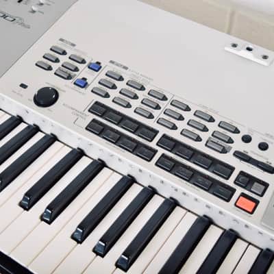 Yamaha 9000 Pro workstation keyboard synthesizer near mint condition w/ manuals image 5