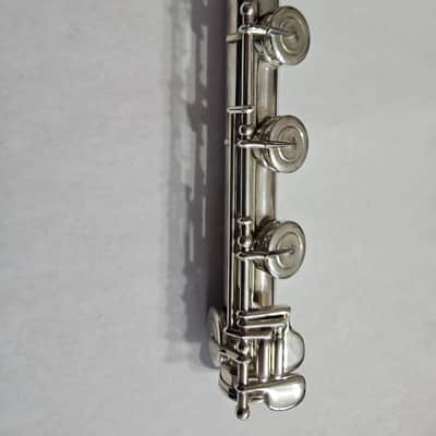 Haynes Handmade Flute 1971 - Silver image 9