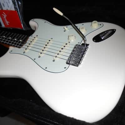 Fender 2007 60's Stratocaster build  Olympic White w/ American Original 65's and G&G case image 2