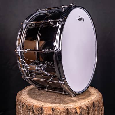 Ludwig LU0814C Universal Brass 8x14" Snare Drum with Triple Flange Hoops 2022 - Present - Black Nickel over Brass with Chrome Hardware image 2