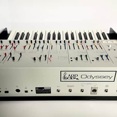 Korg ARP Odyssey White FS Rev 1 37-Key Duophonic Analog Synthesizer with Korg SQ-1 sequencer image 6