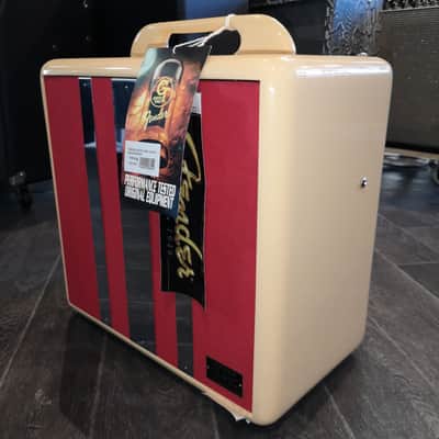 Fender  Woody Pro Jr. 60th Anniversary image 3