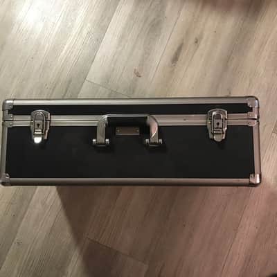 Roland V Bass 2000’s - Silver image 3