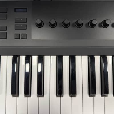 Native Instruments Komplete Kontrol A61 image 3