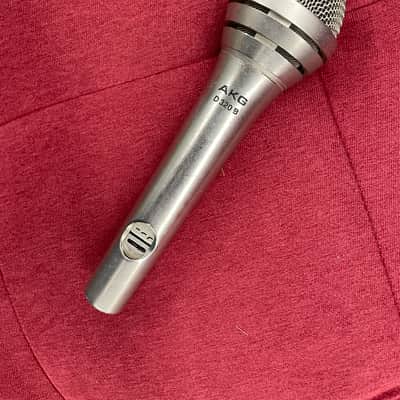 AKG D 320 B microphone - Silver image 2
