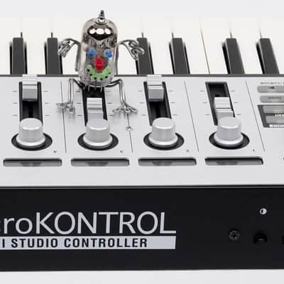 Korg MicroKONTROL MIDI Keyboard Controller + Top Zustand + OVP + Garantie image 9